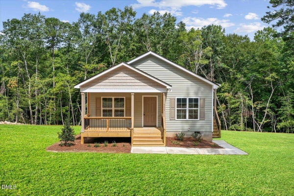 324 CHARTRES ST, FUQUAY VARINA, NC 27526 - Image d4e546de8684729d2c2313c8f3e00499/700036663