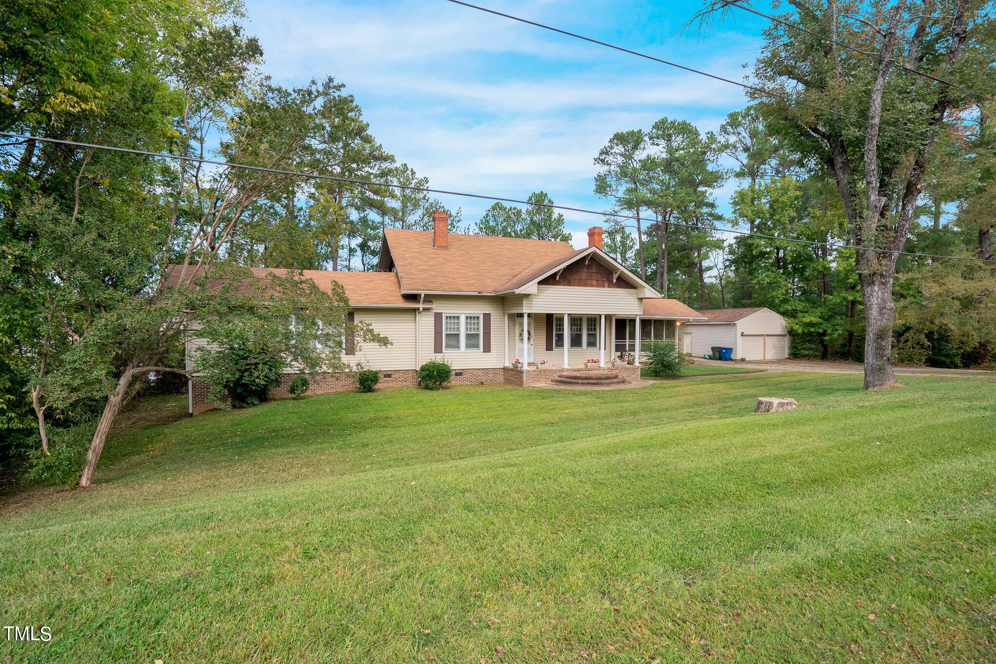 1521 Cross Link Road