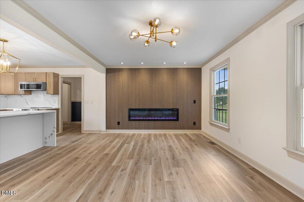 3700 Crooked Brook Trail