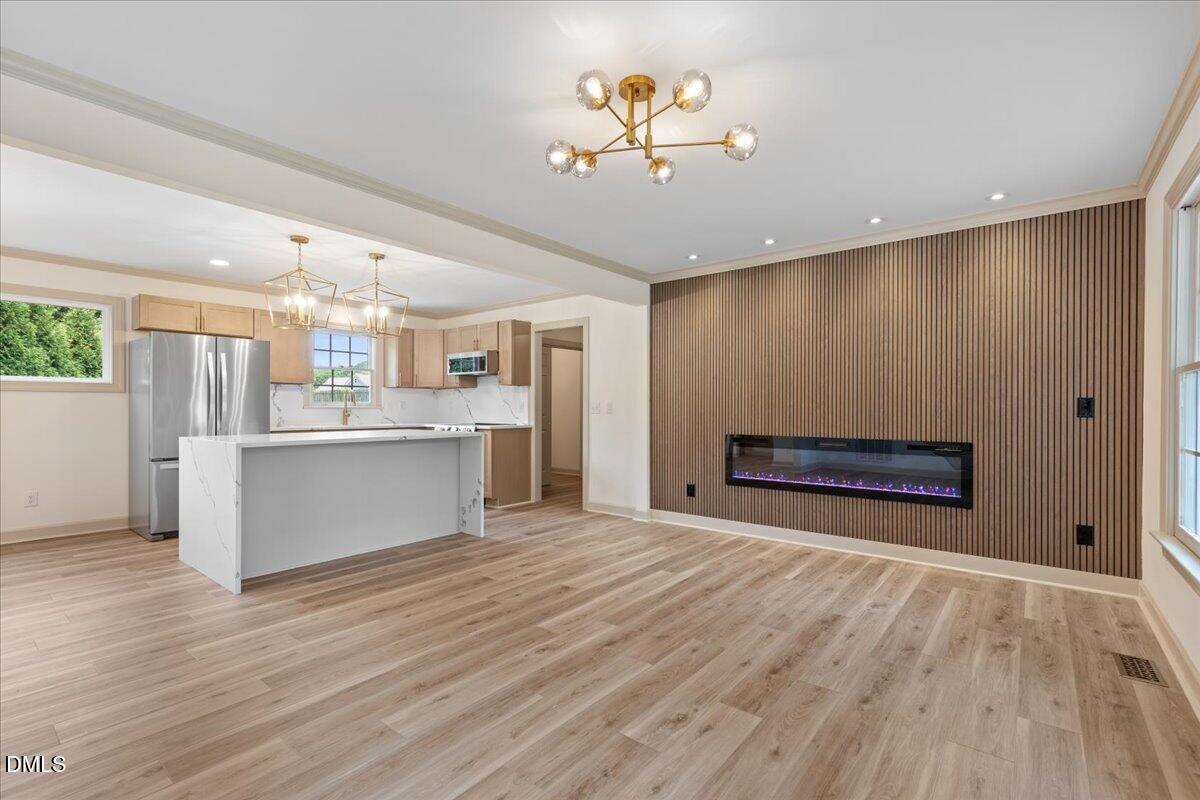 3700 Crooked Brook Trail