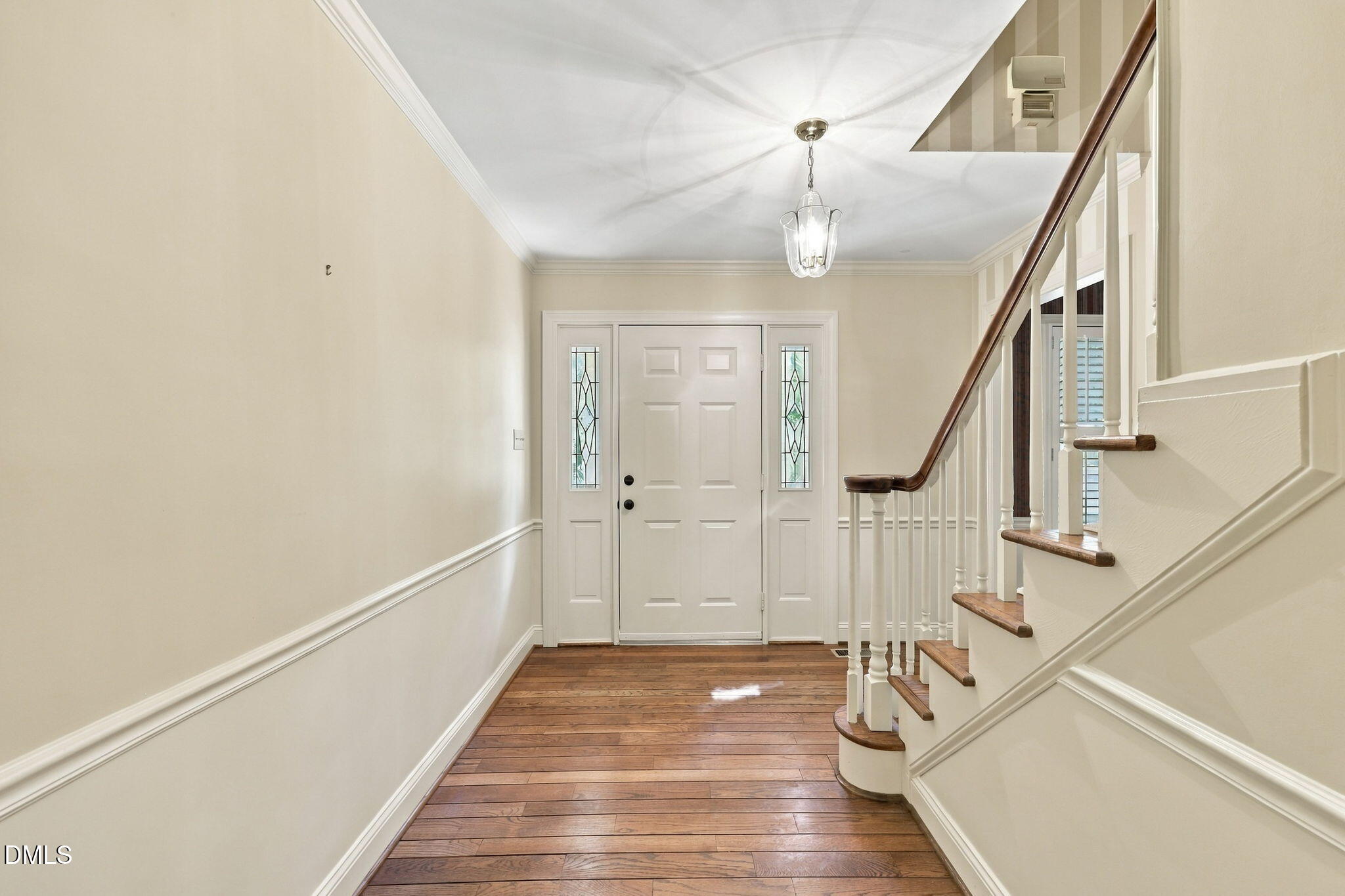 3129 Sutton Place