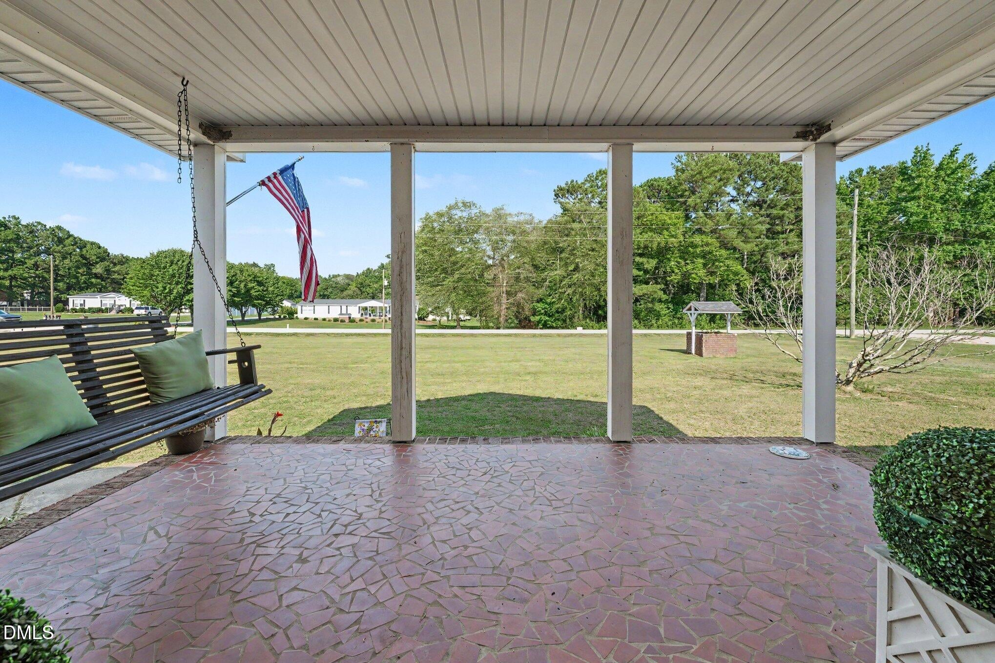 7128 N Carolina 242