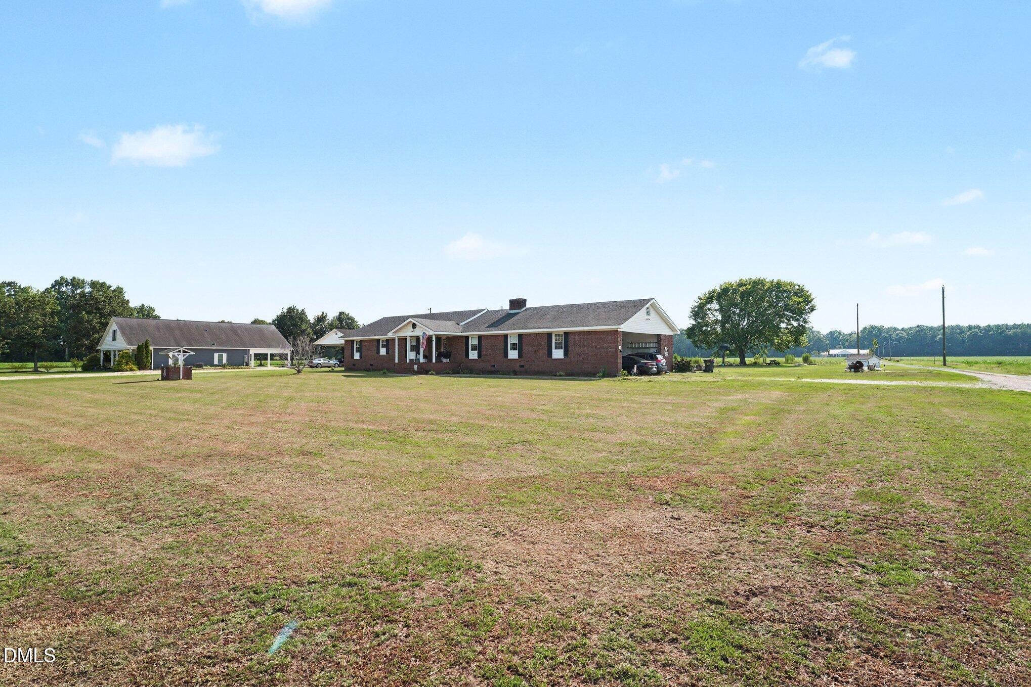 7128 N Carolina 242