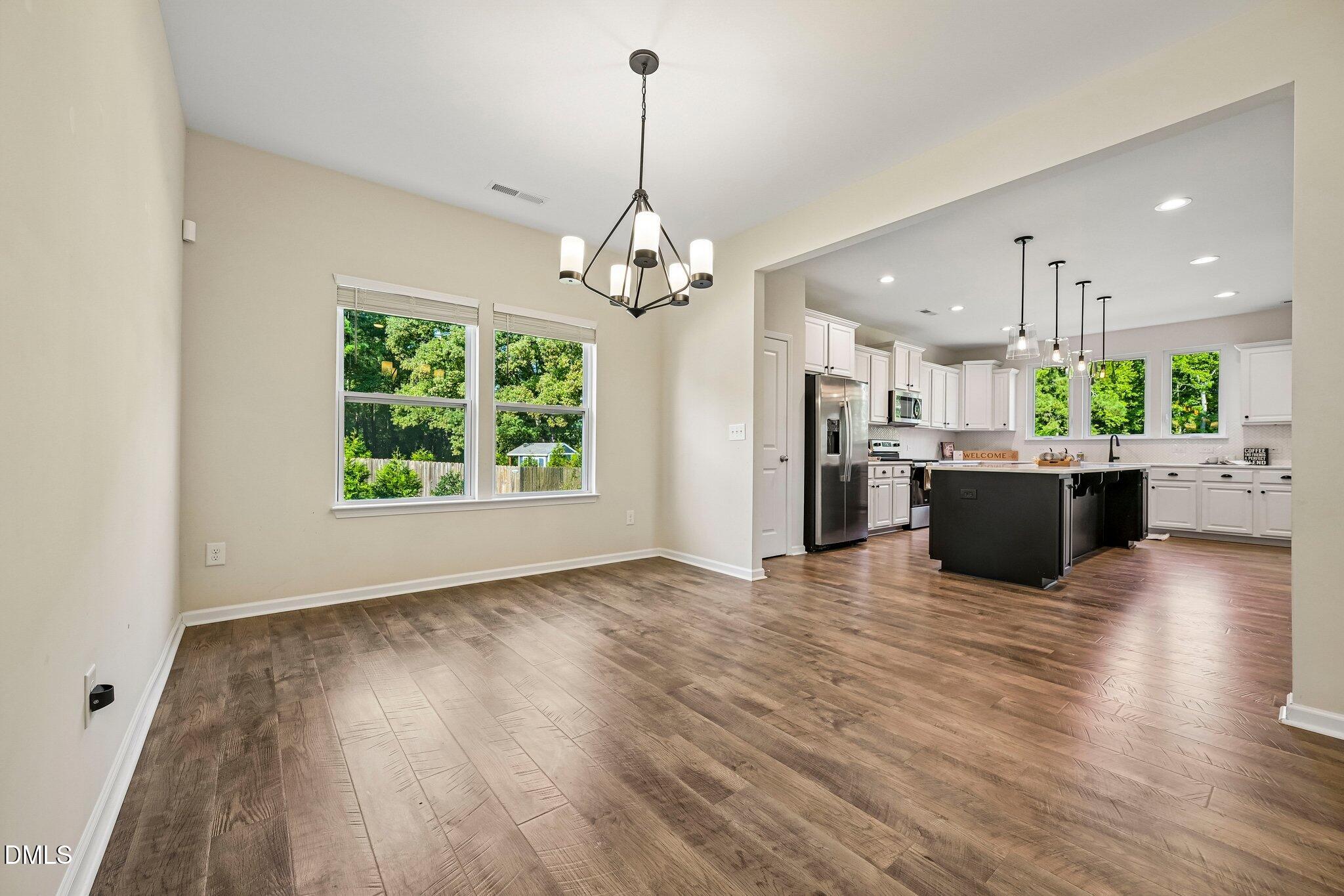 40 W Dentaires Way