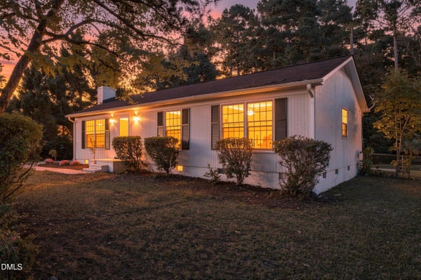 5411 REVERE RD, DURHAM, NC 27713 - Image d6d0e0693ea747c9f76db9152f87ded8/2952261738