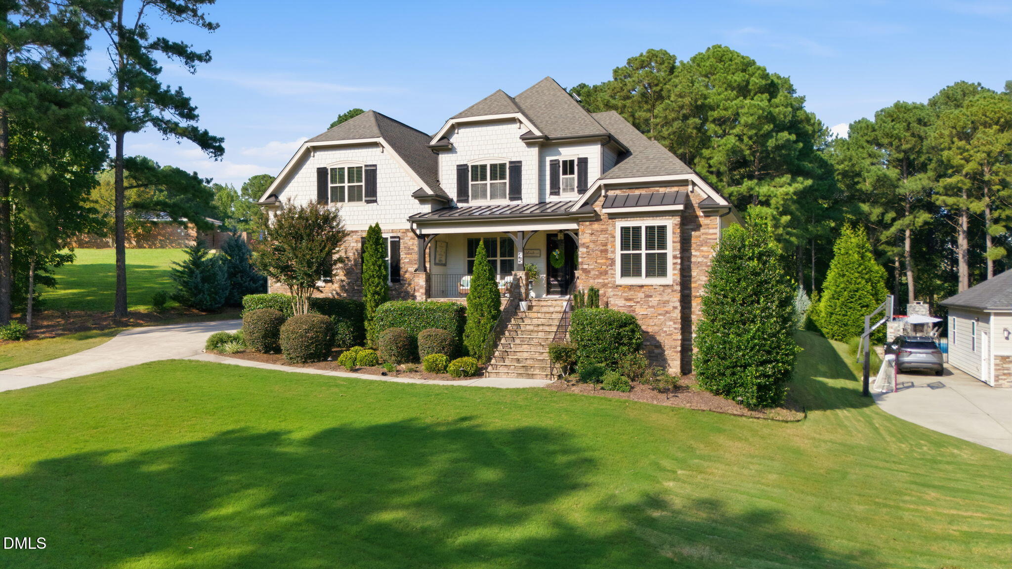 45 Costa Court