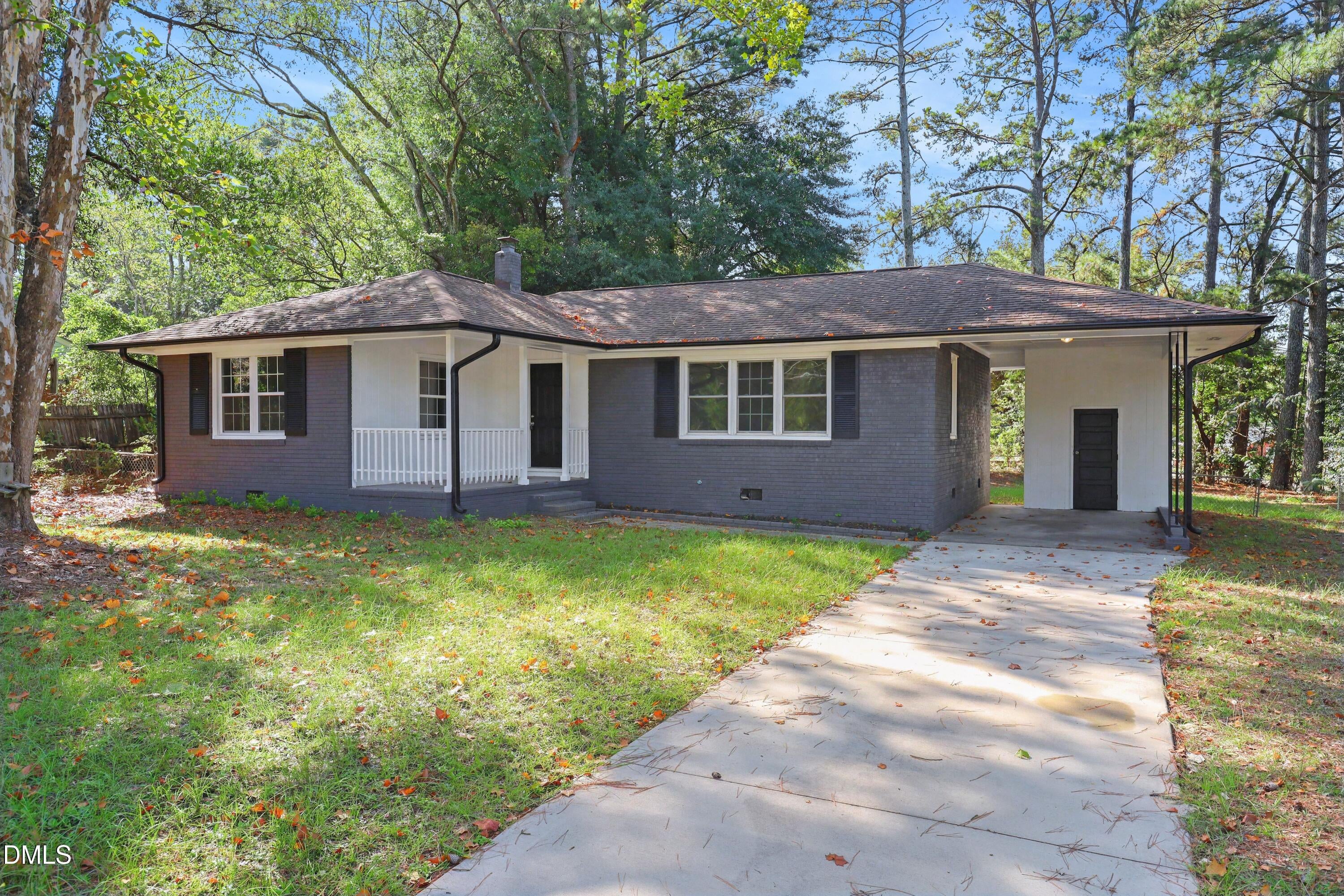 1726 Wayne Lane