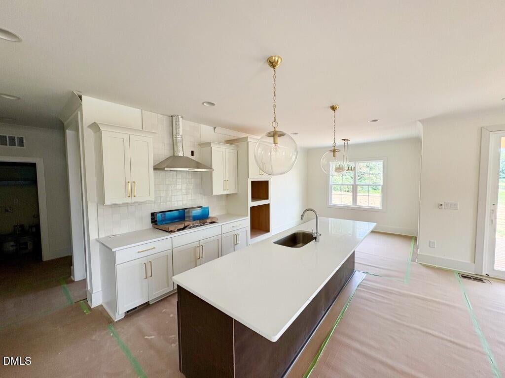65 Broadleaf Lane