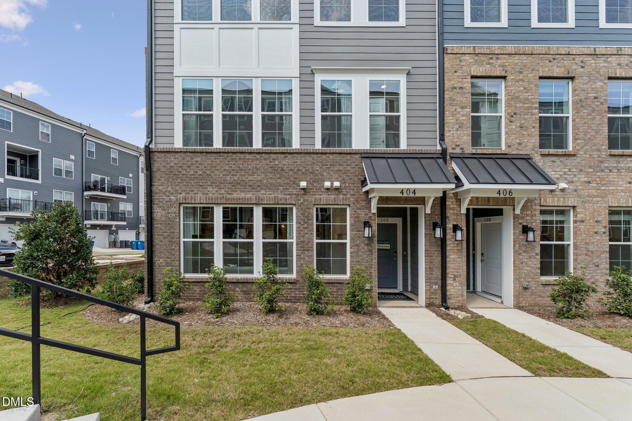 422 Gaston Park Lane #200
