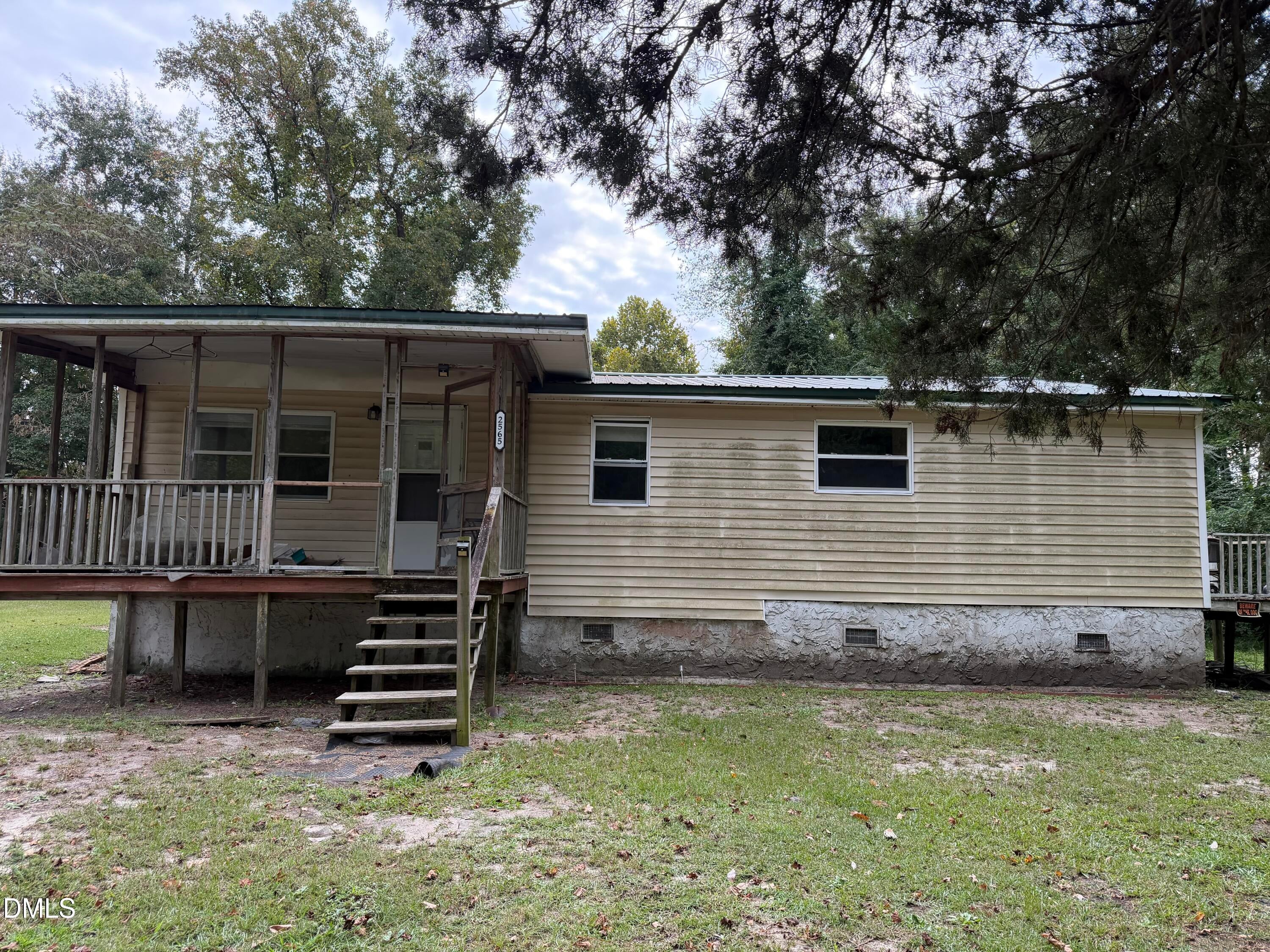 2565 Streets Ferry Road
