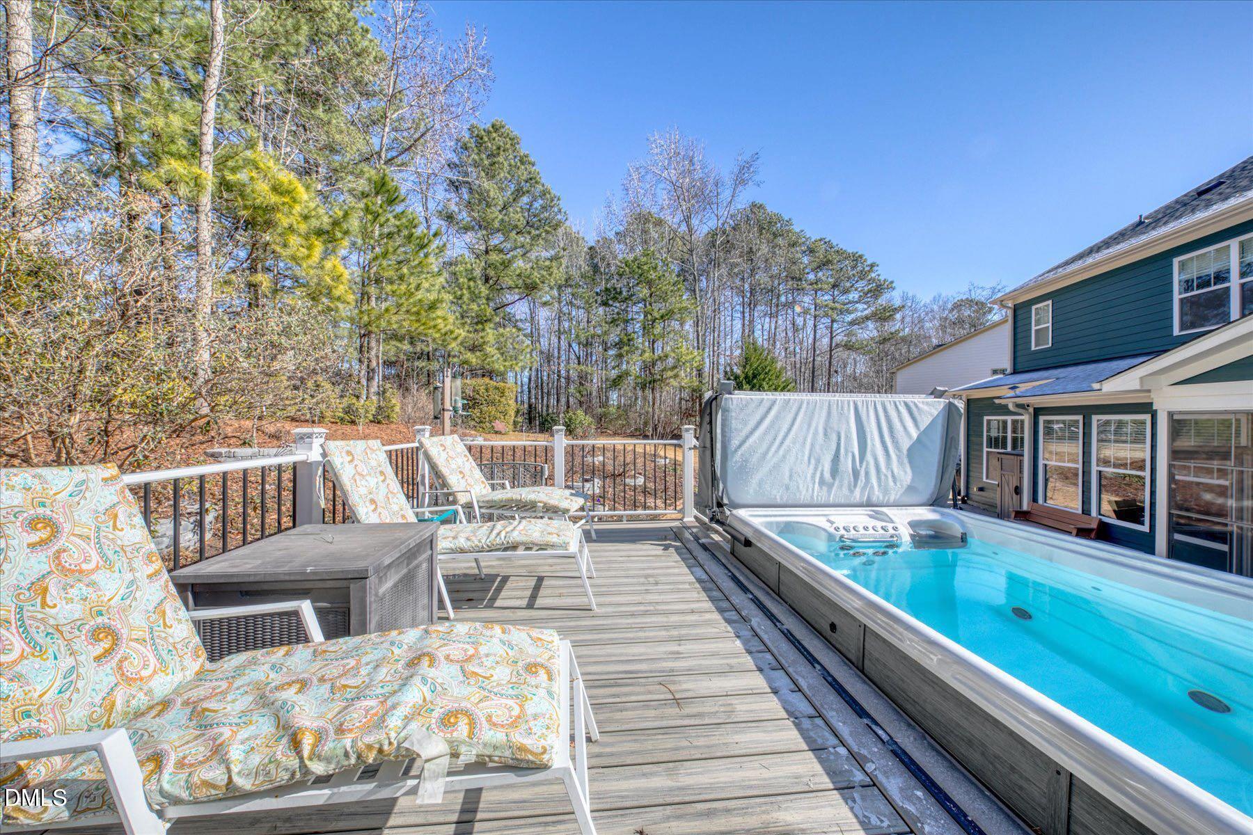 93 Woods Manor Lane