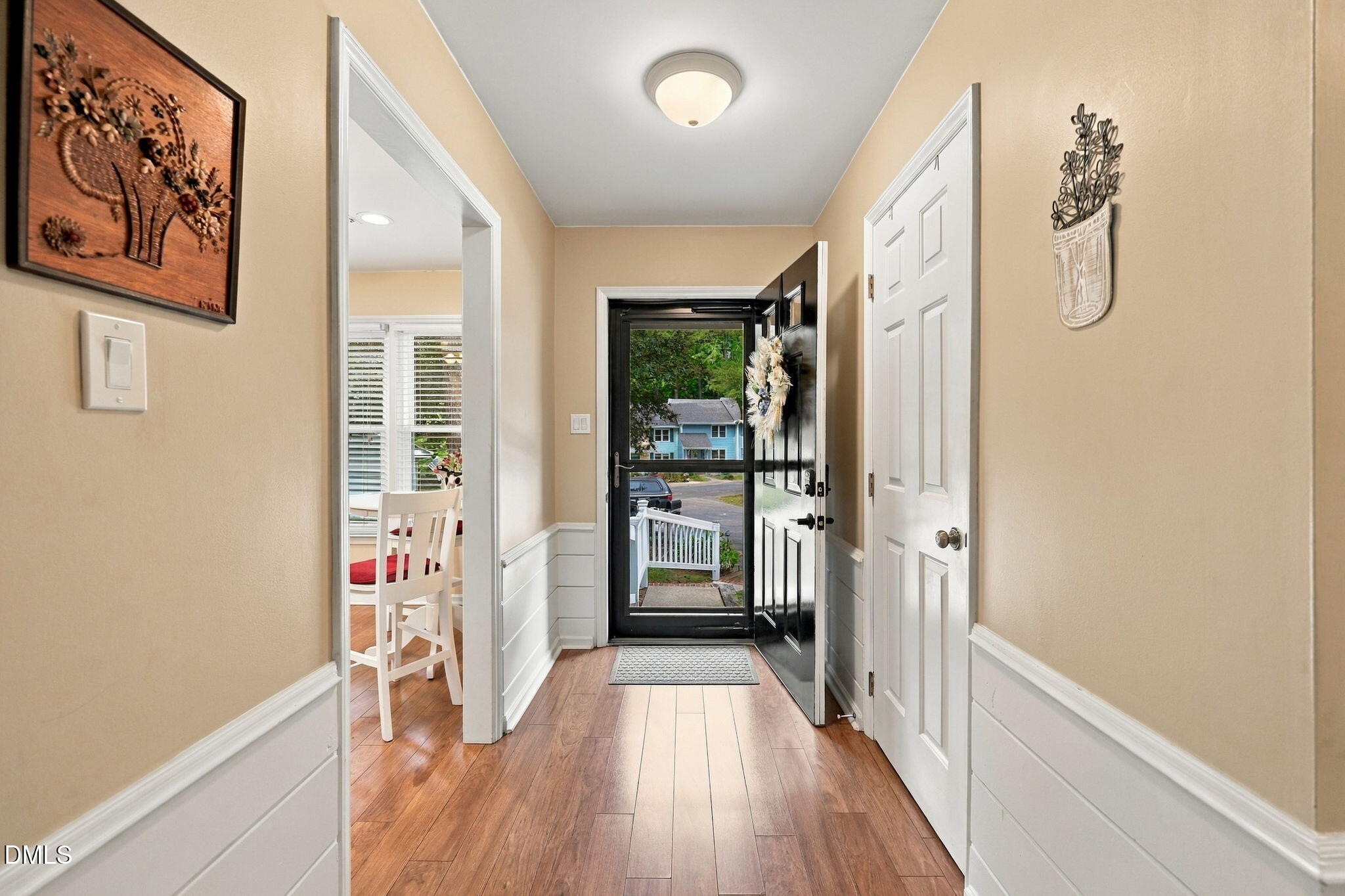 6412 Meadow View Drive