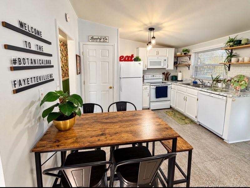 305 Early Street