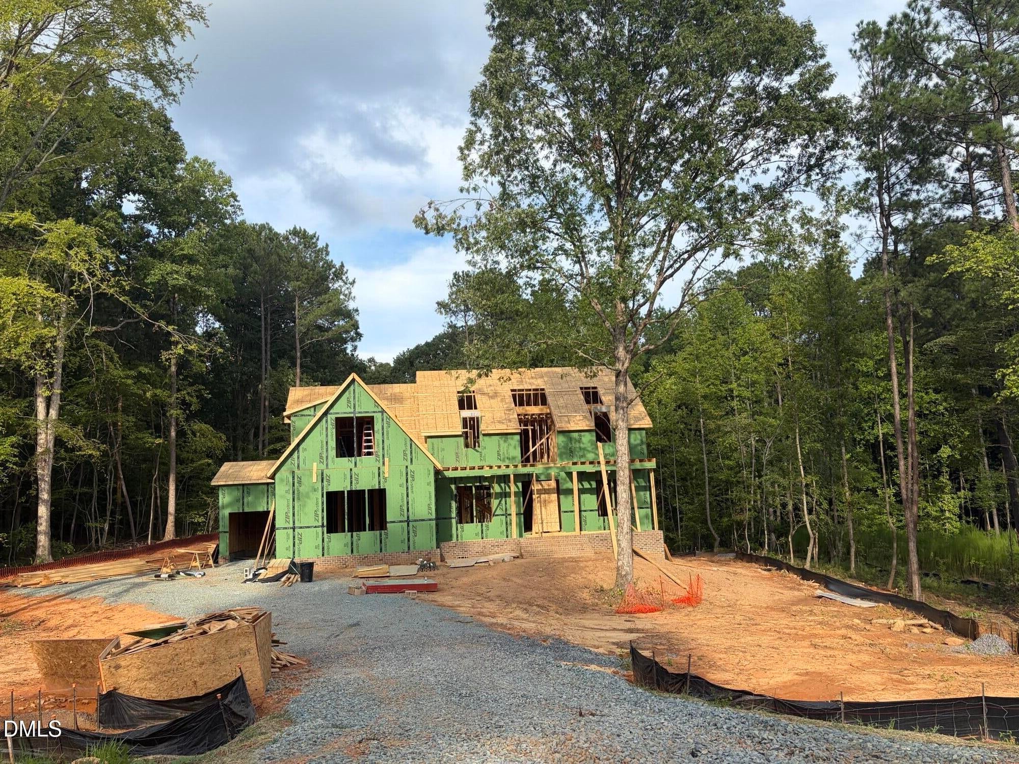 375 Gaines Trail