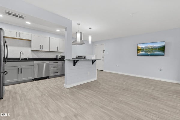 500 UMSTEAD DR, CHAPEL HILL, NC 27516 - Image d8be503c9224fe485ff1cf1aec648ab0/2854403047