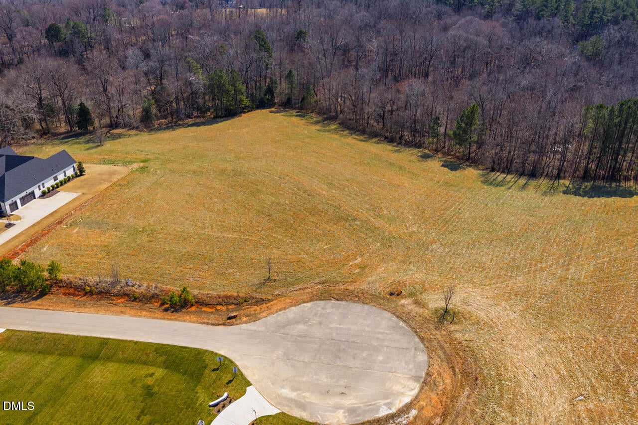 Lot 14 Secretariat Court