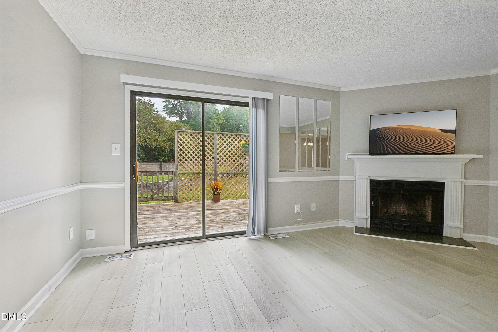 6556 Thetford Court