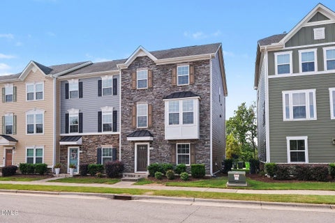 Photo of 1109 Tender Drive, Apex, NC 27502 (MLS # 10187355)
