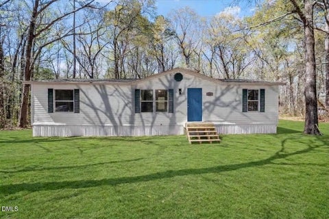 Photo of 124 Decoy Drive, Pikeville, NC 27863 (MLS # 10191323)
