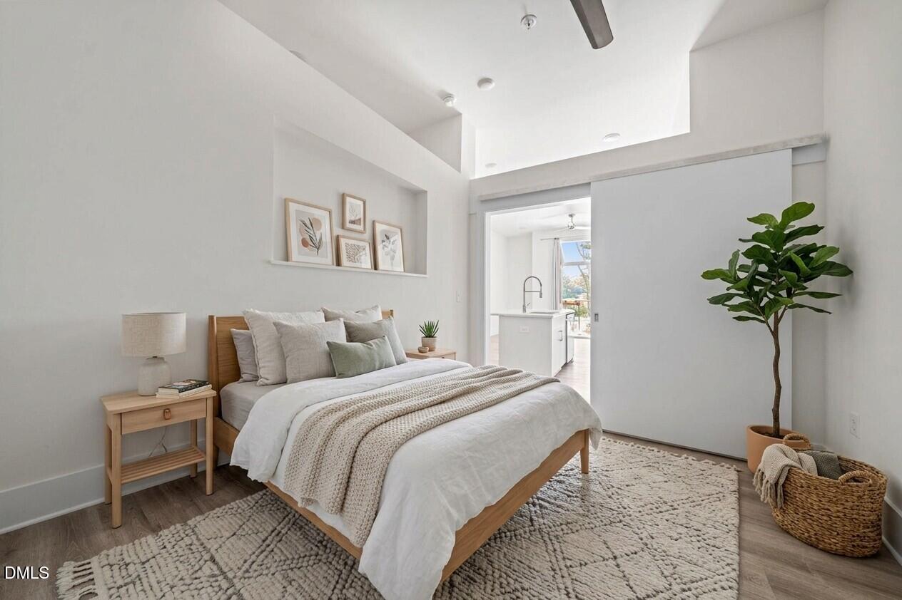 2441 Campus Shore Drive 109