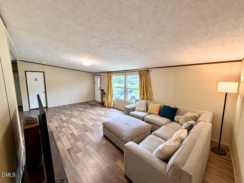 313 Old Country Lane