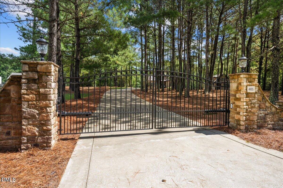 4905 Forestville Road