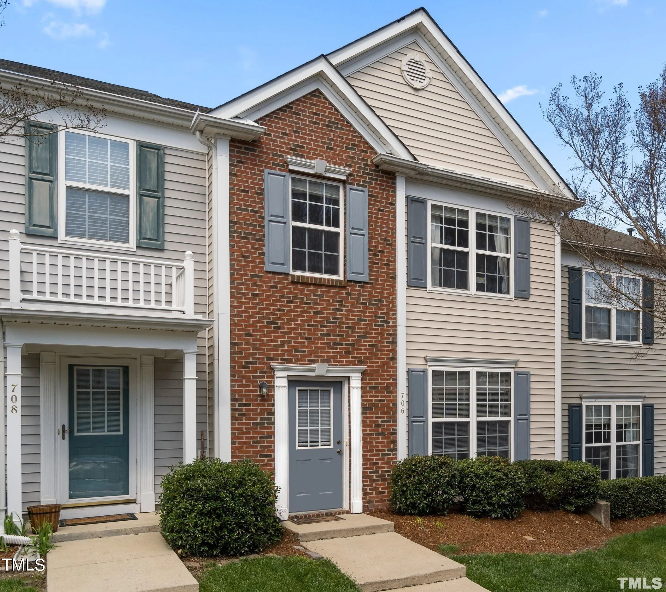706 Canyon Lake Circle