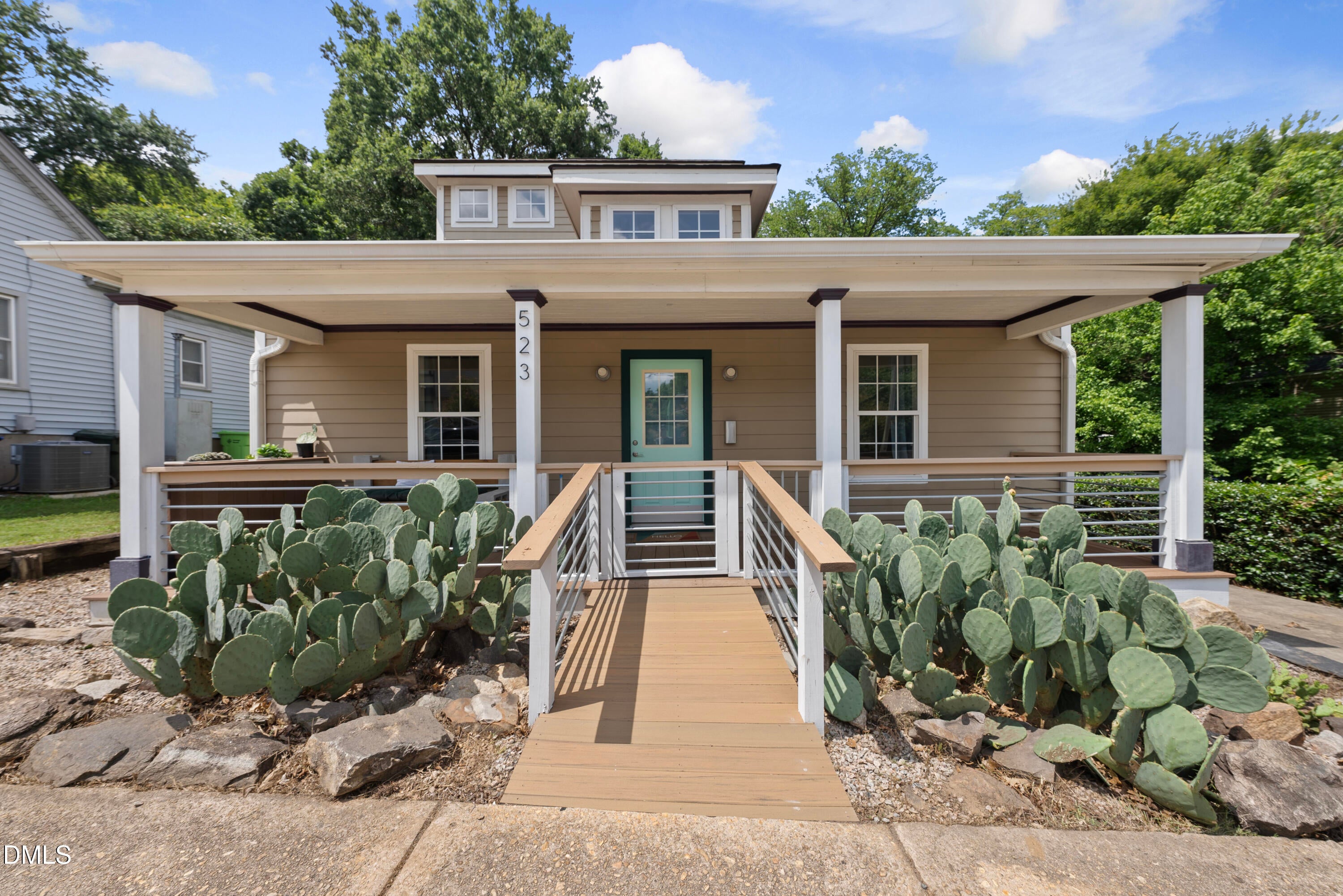 523 E Edenton Street