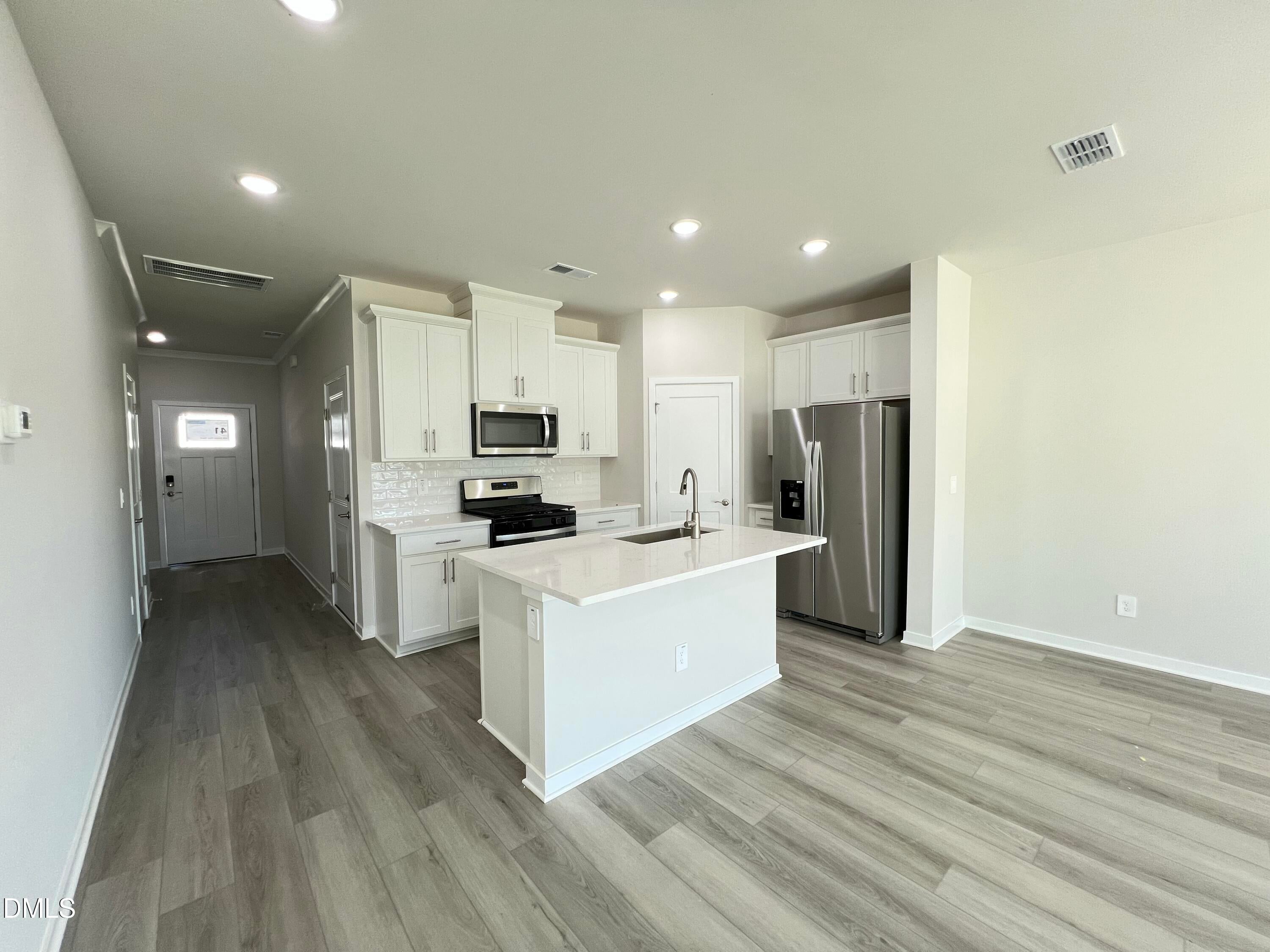 808 Stream View Court