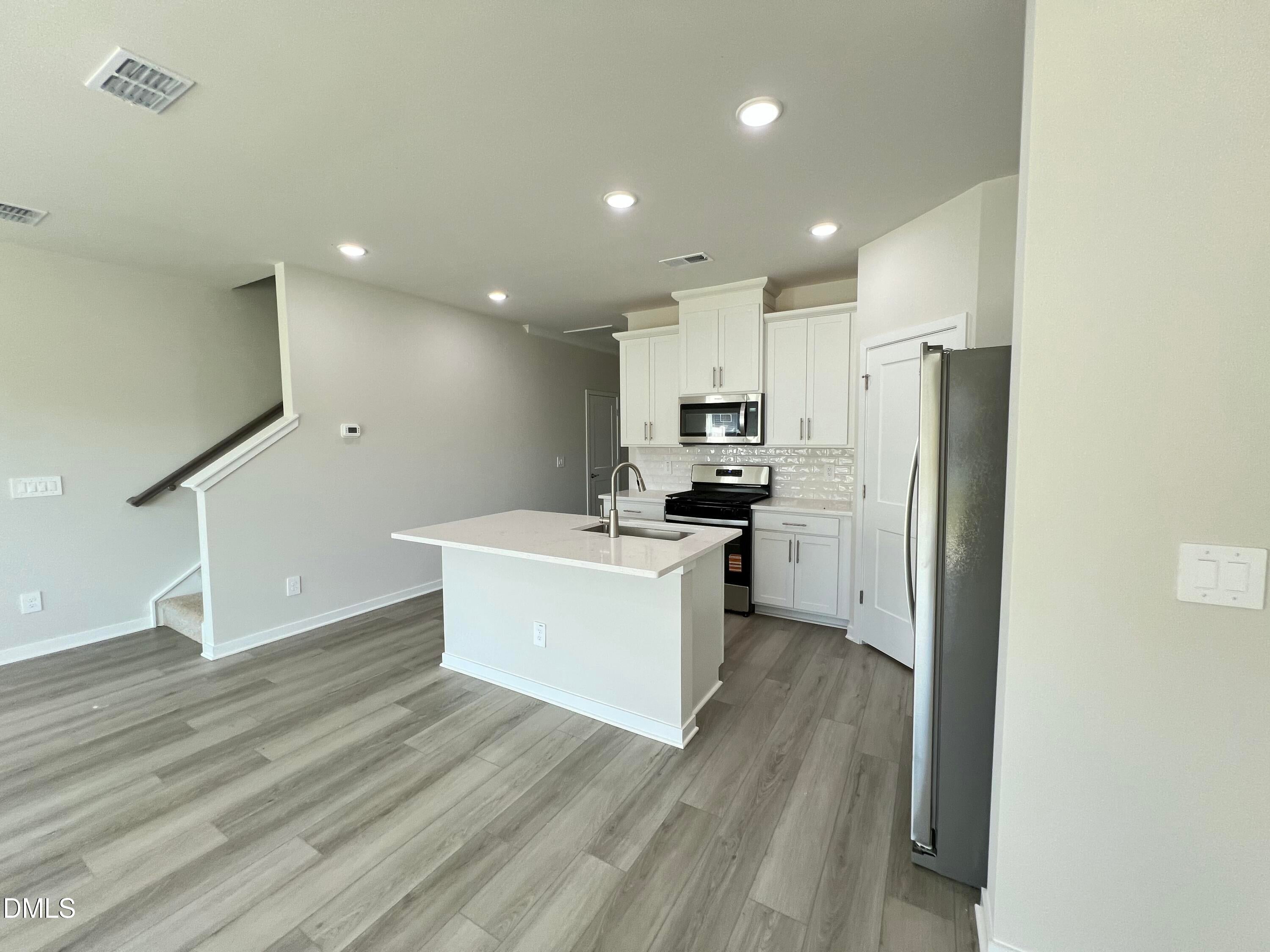 808 Stream View Court