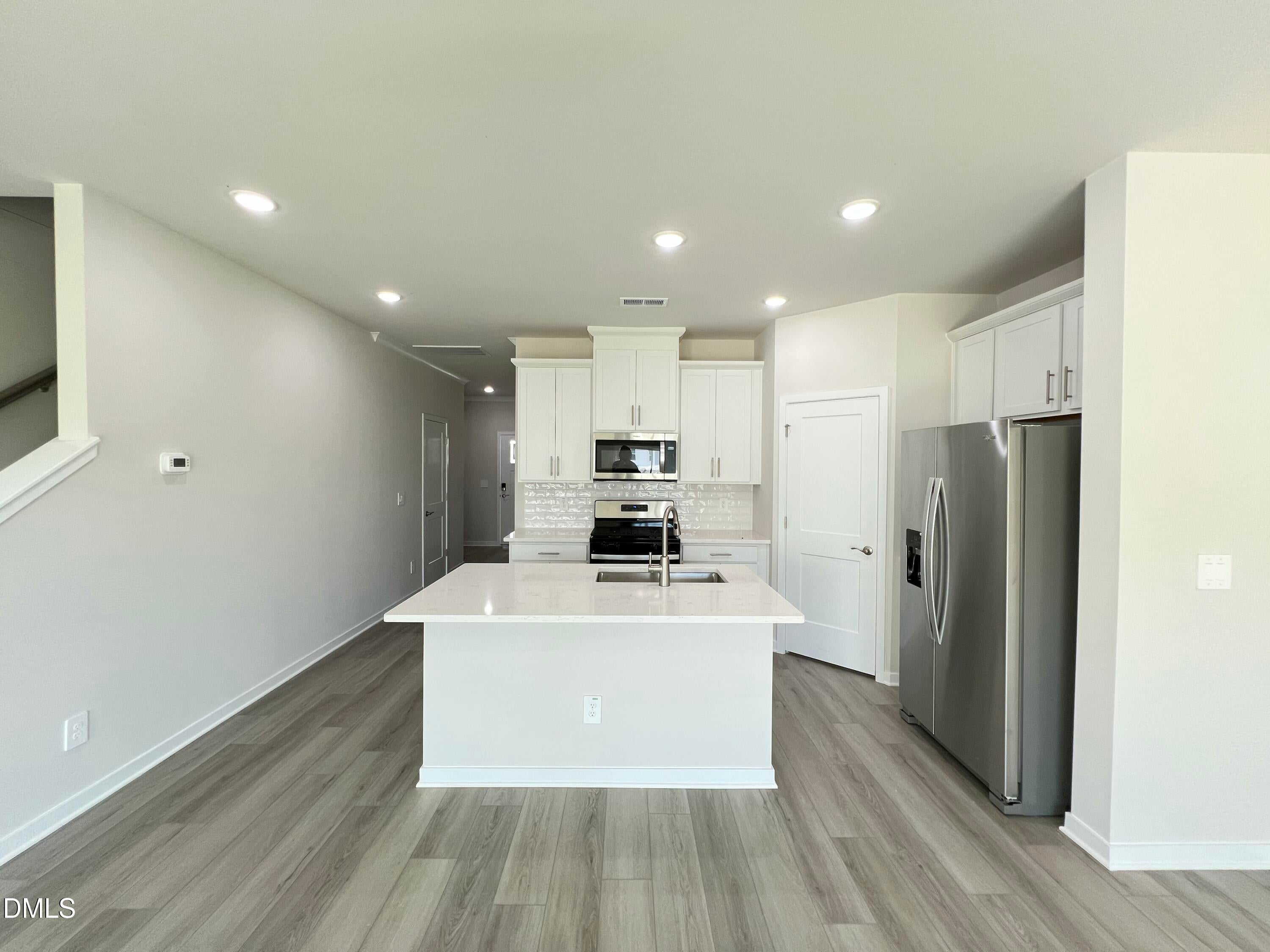 808 Stream View Court
