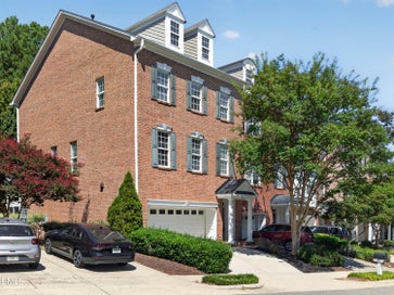351 Bridgegate Drive Cary NC 27519