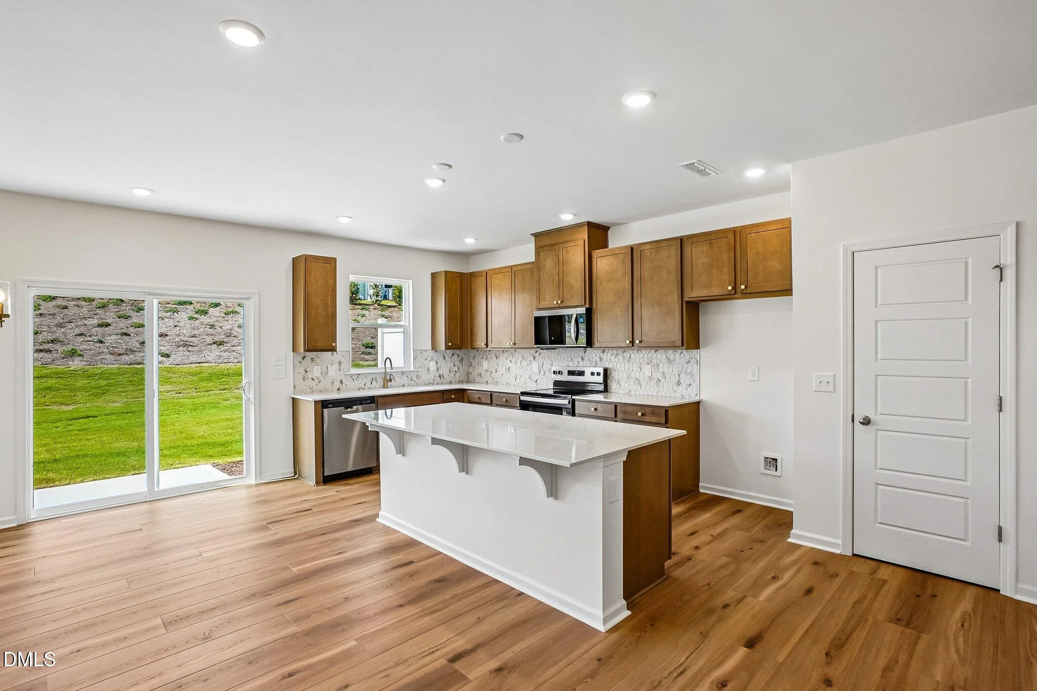518 Sunset Lake Drive
