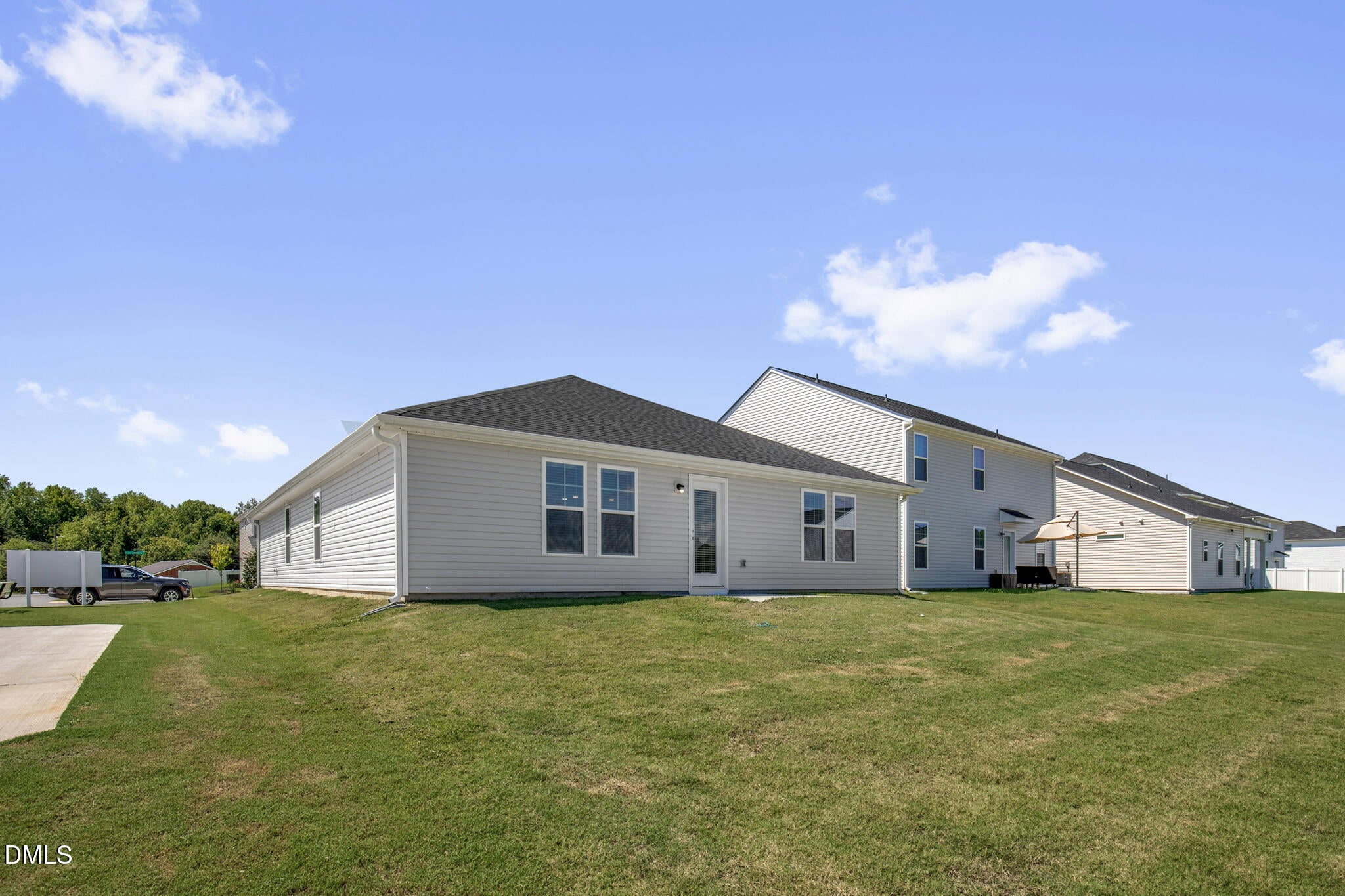 8 W Emily Gardens Drive