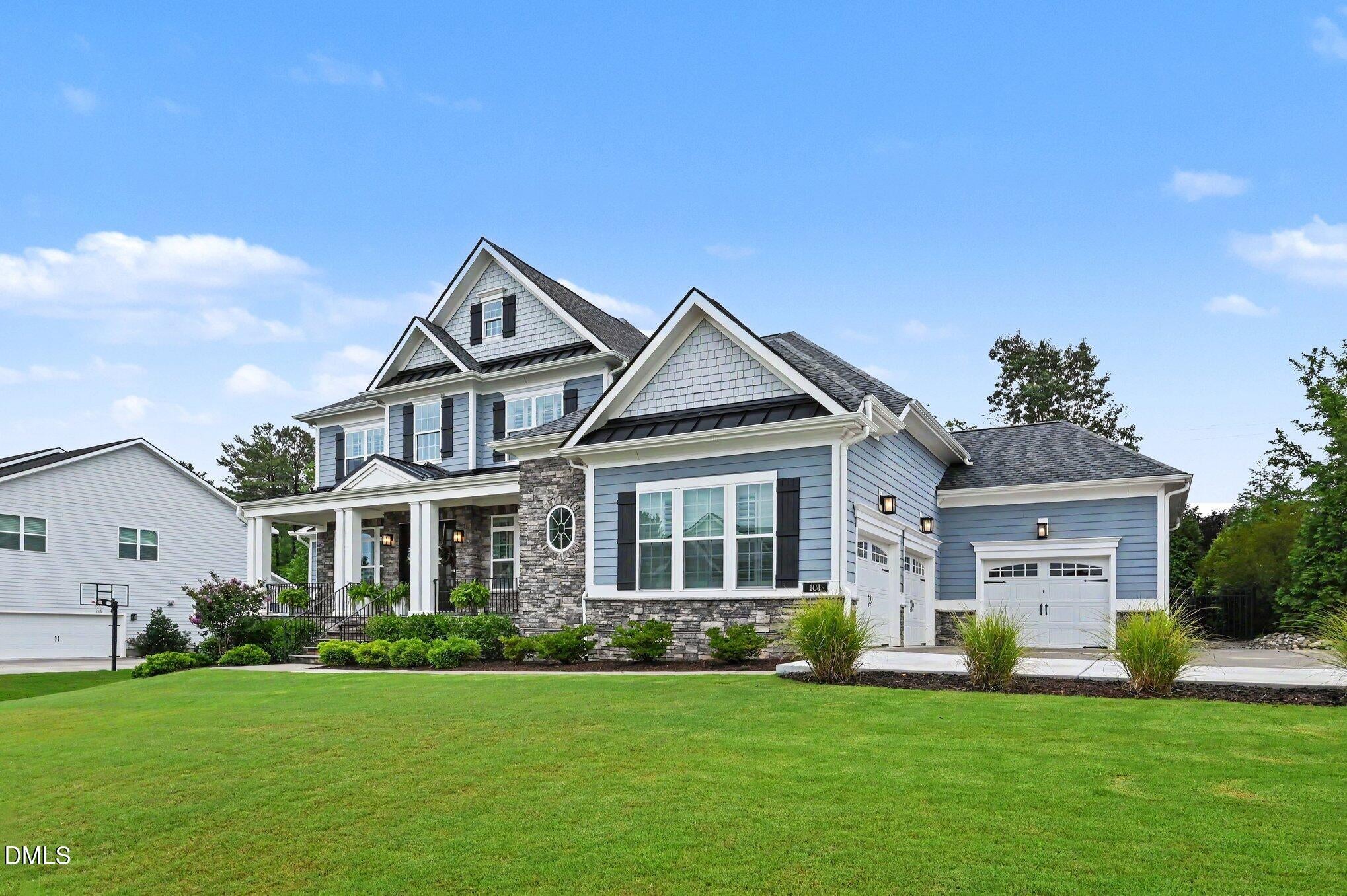 101 Amberwing Court