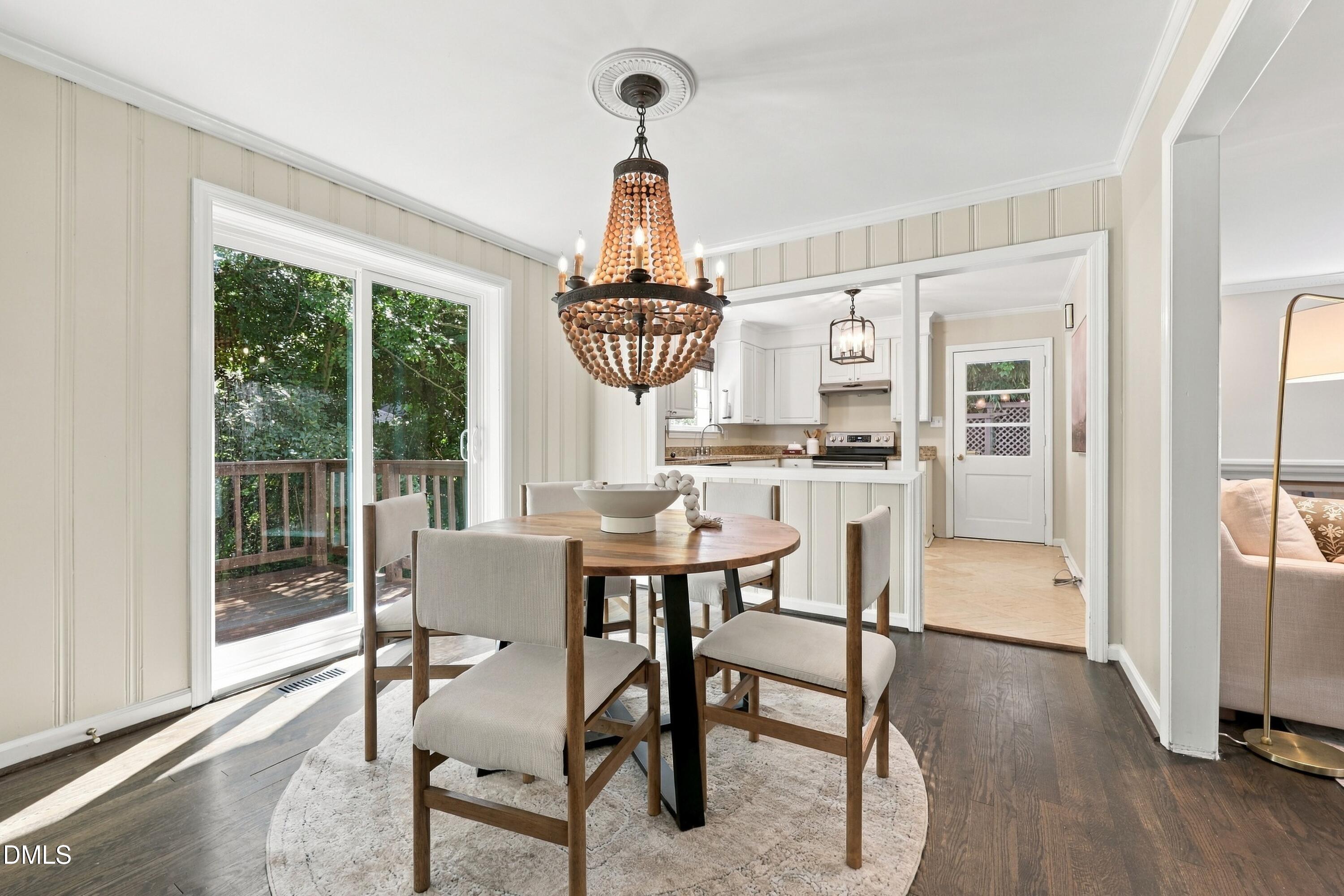 2216 Alexander Road