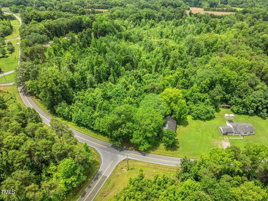 4401 HINES CHAPEL RD, MC LEANSVILLE, NC 27301 - Image df770463d1ee9e15509e5db4a5e5025e/4128561026