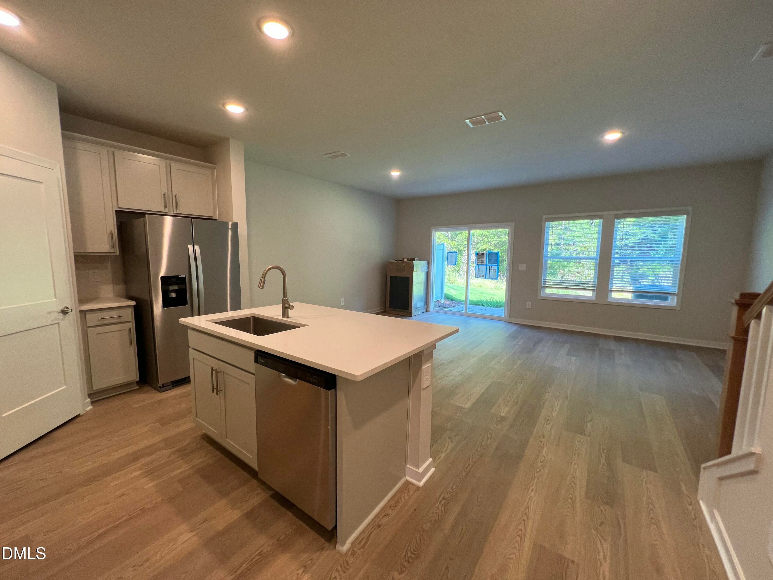 807 Strm Vw Court