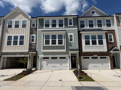 Photo of 10043 Secluded Gdn Drive, Apex, NC 27523 (MLS # 10187036)