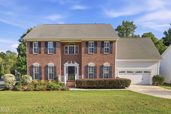 101 DUMONT CT, APEX, NC 27523 - Image e1250a7e9910054d9a8f8a2e901dac3c/377326772