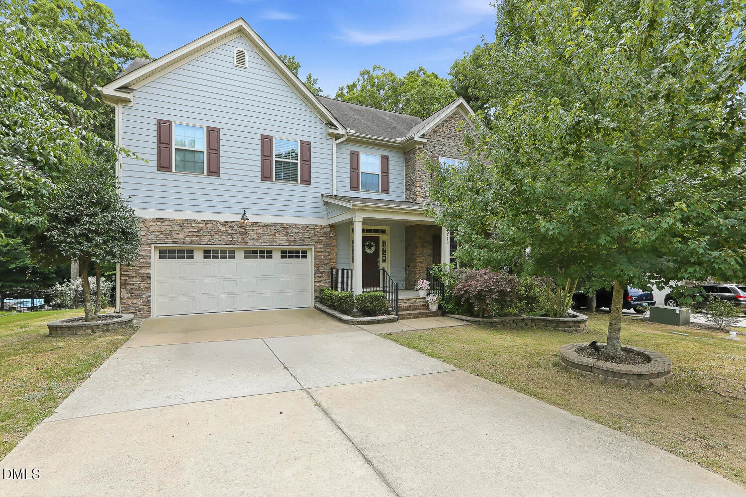 113 Somers Lane