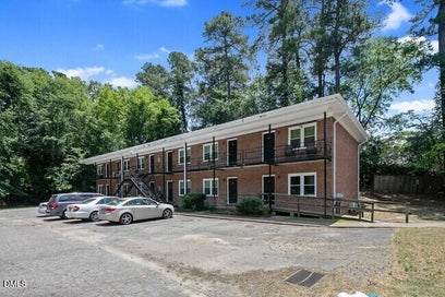 210 Colonial Drive Fayetteville NC 28301