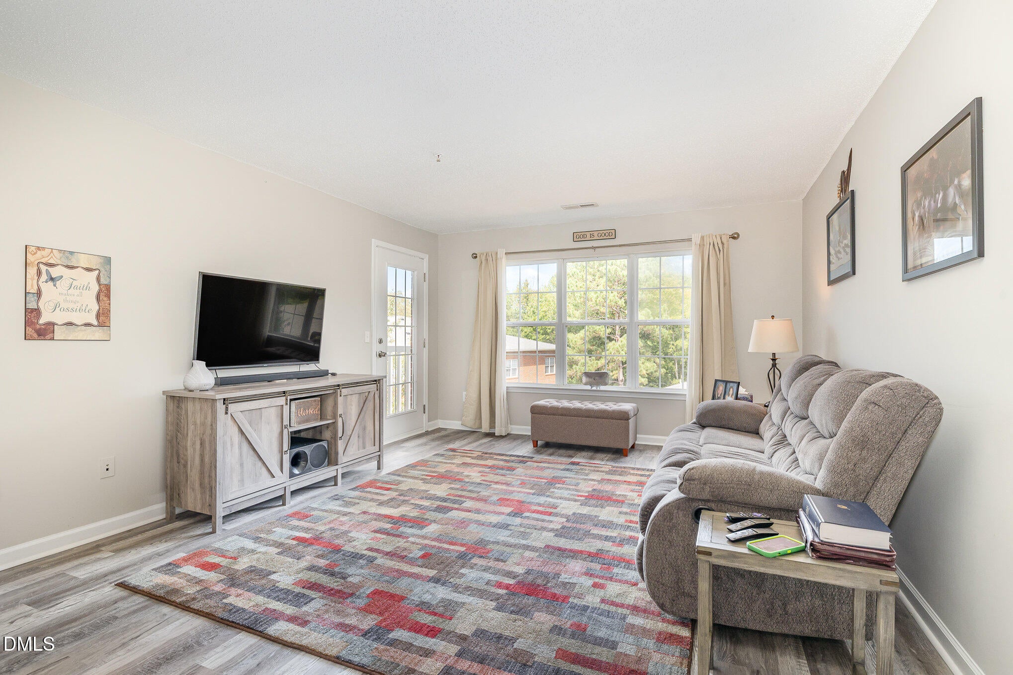 123 Sturbridge Drive