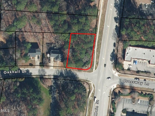 817 OAKHALL DR, HOLLY SPRINGS, NC 27540 - Image e1d676e5313d09f842ac45627d0ab0fd/833708596