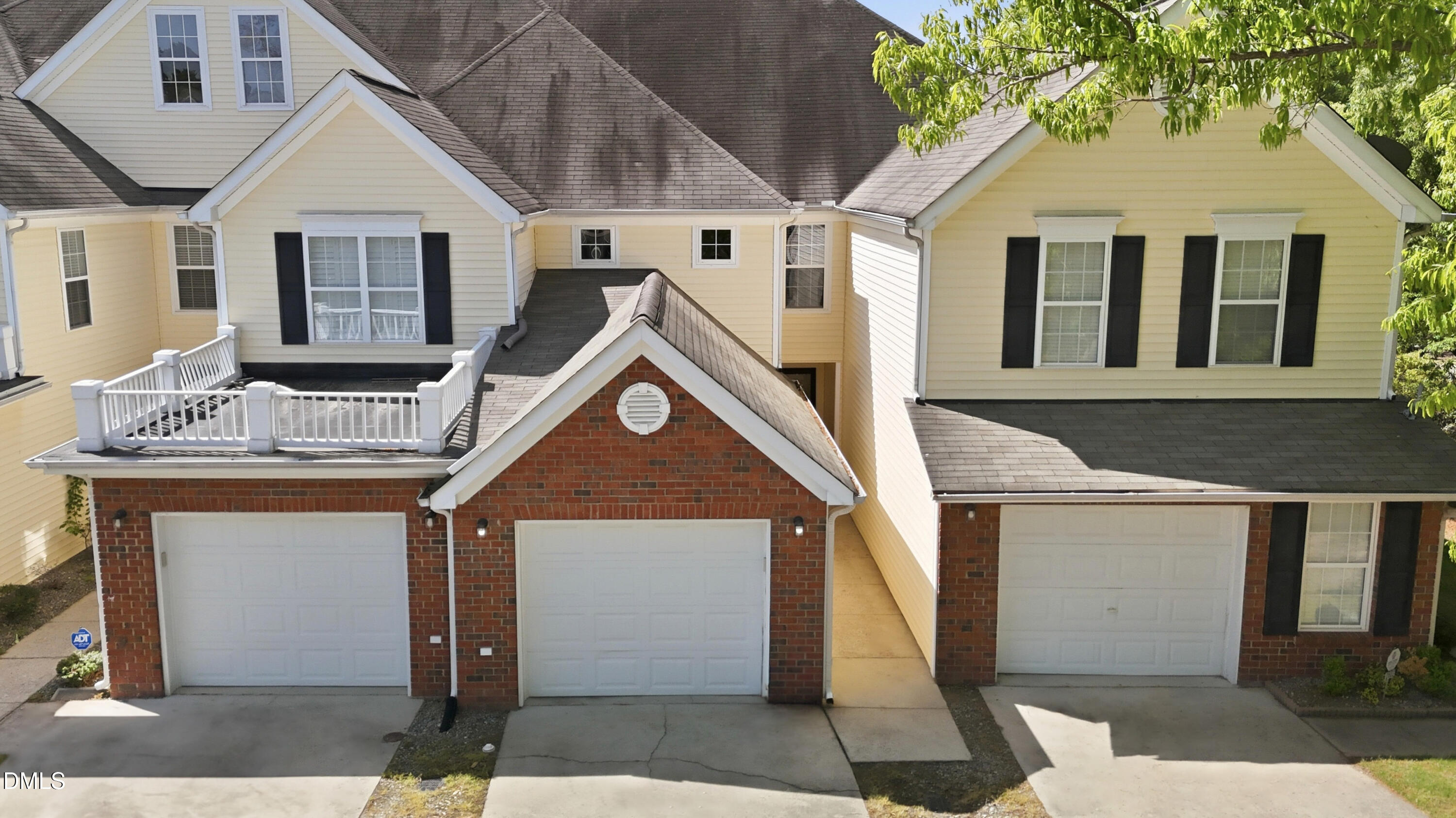2604 Vega Court