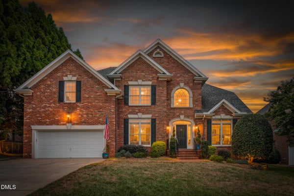 6002 WINDSOR CIR, ELON, NC 27244 - Image e2946f25d3f454f3cfe6d4a2174c53d2/3872027175