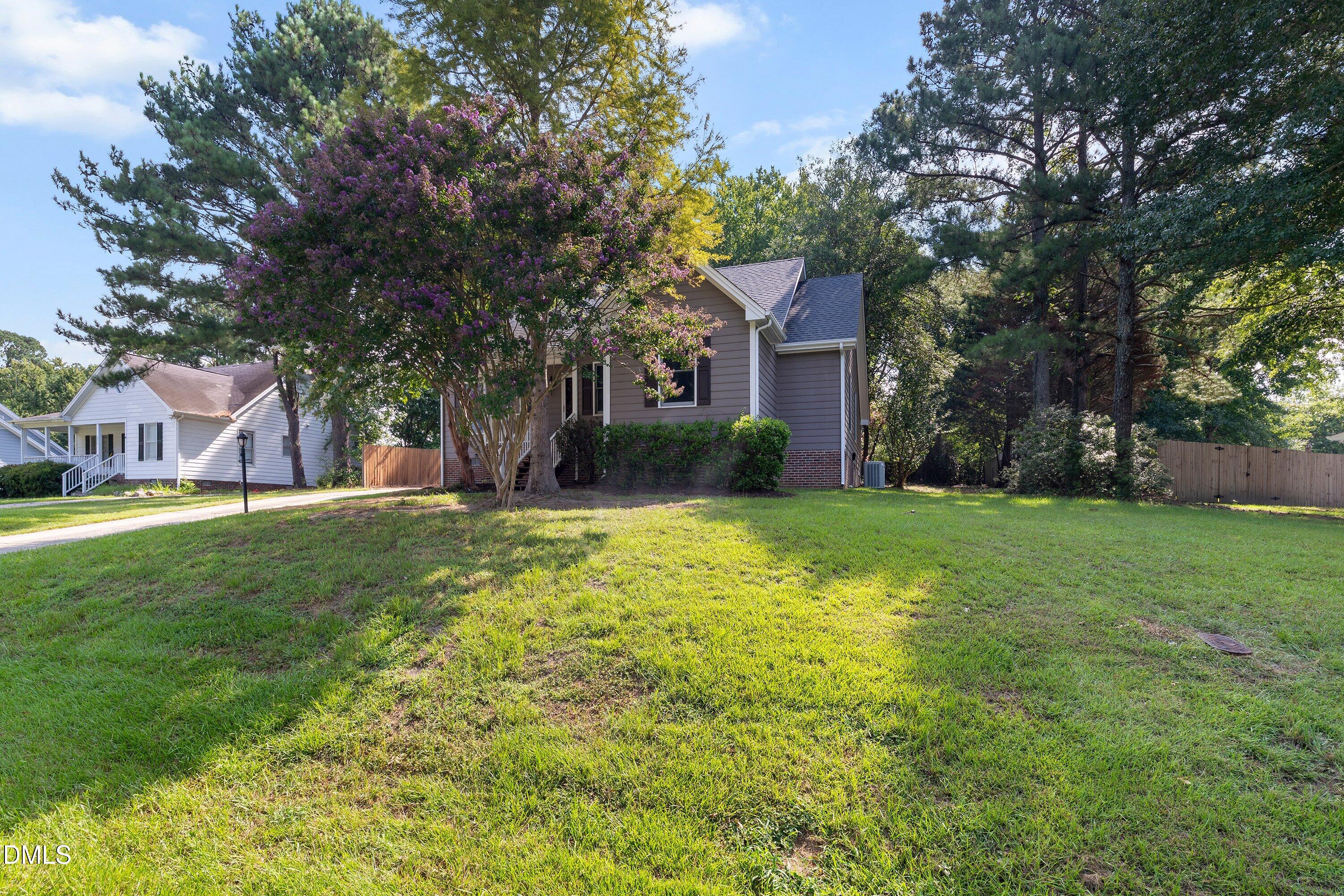 828 Alderleaf Drive