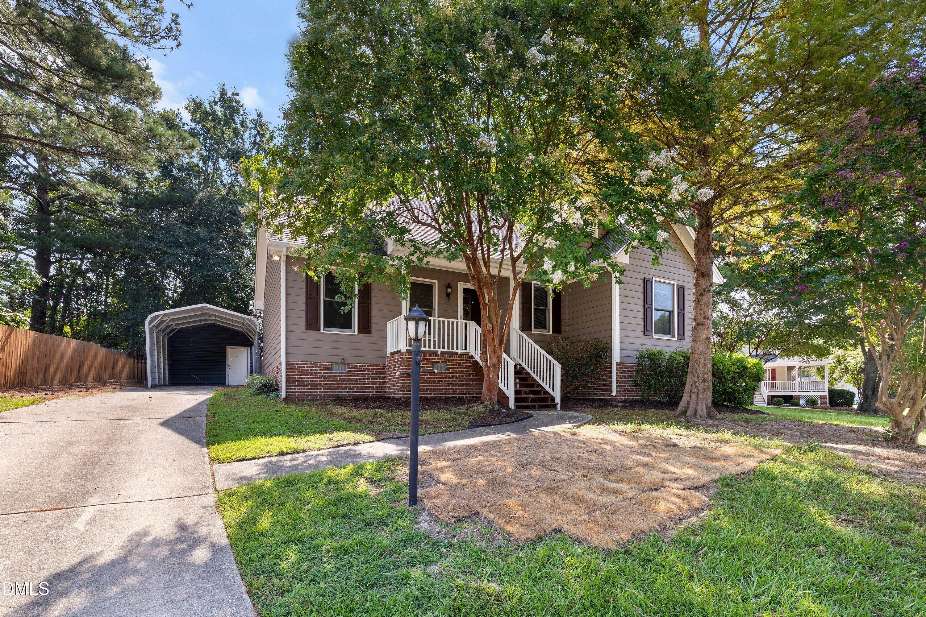 828 Alderleaf Drive