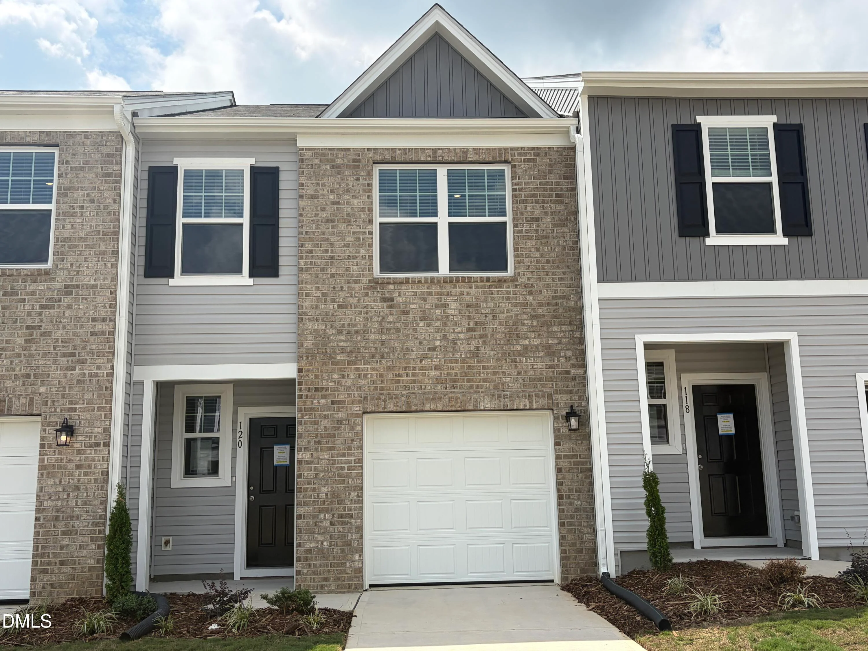 120 S Meyers Court