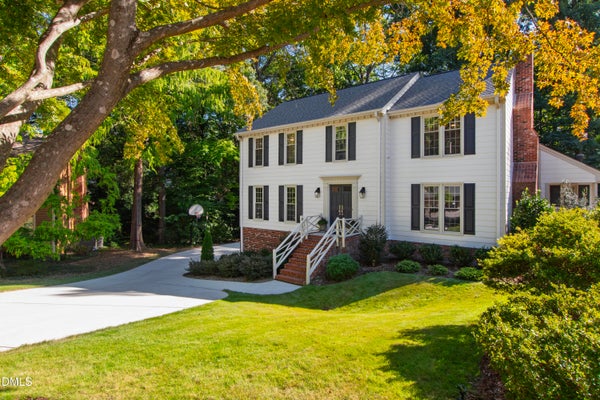 3516 RANLO DR, RALEIGH, NC 27612 - Image e3fb28788ffe372e9f7cc2eacbaf2ce8/1137333340